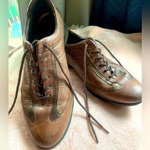 Ecco brand casual classy loafers size 8.5. Ladies